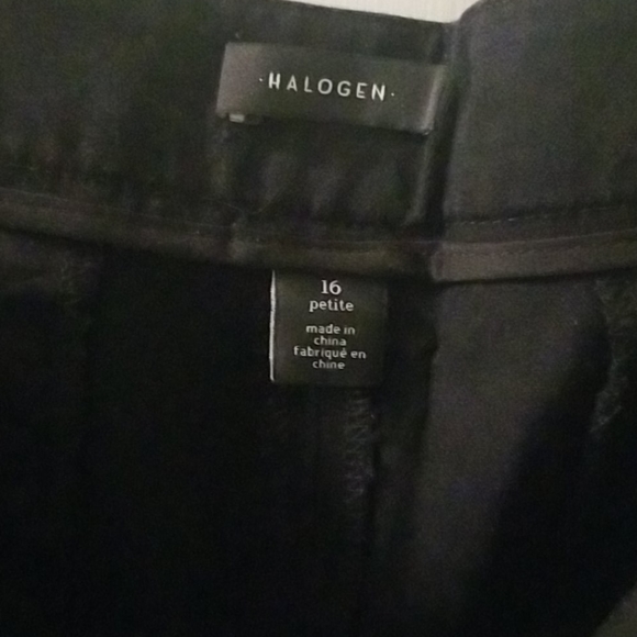 Halogen Cropped Pants - Petite - Picture 2 of 3